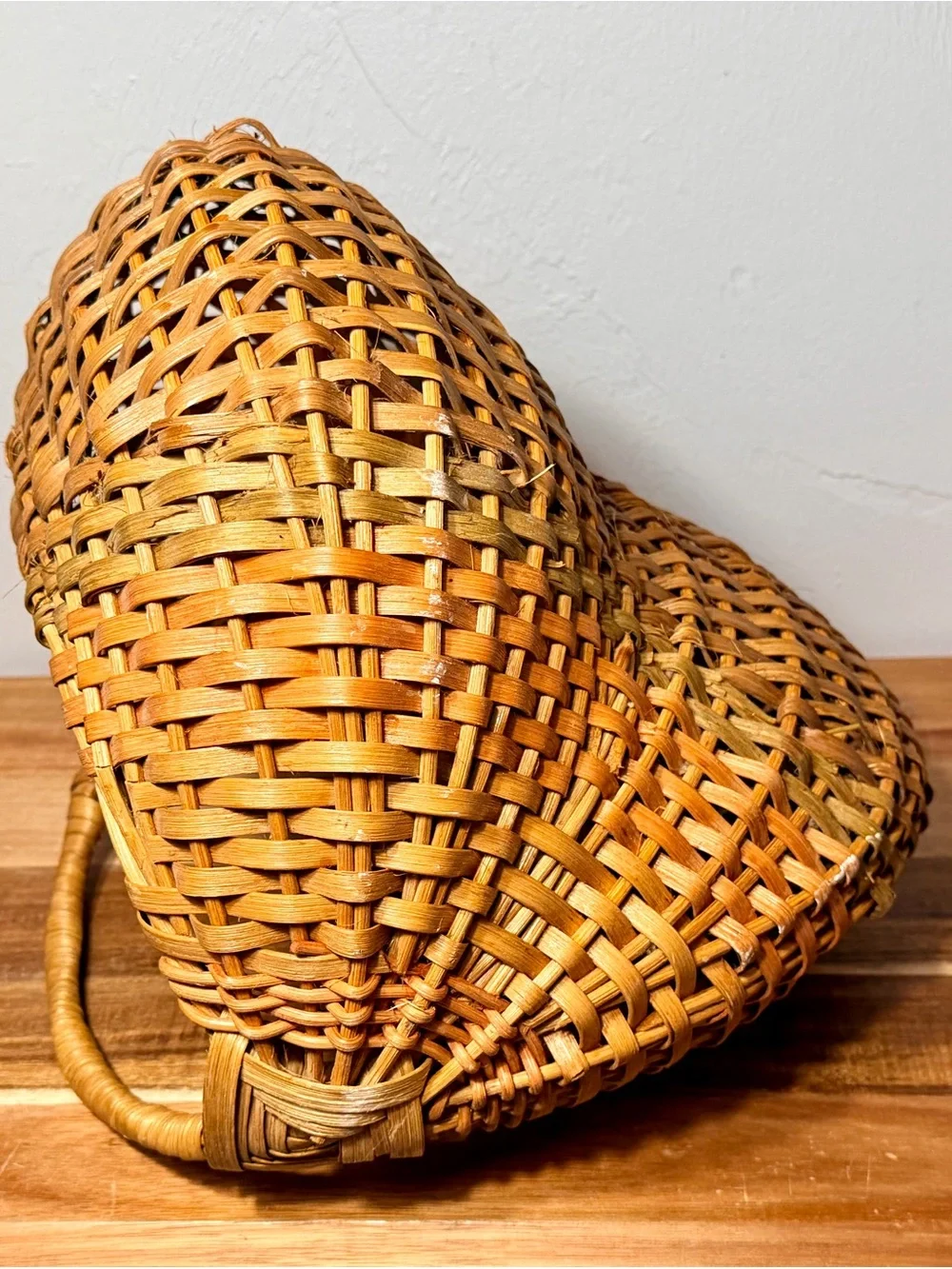Vintage Woven Rattan Handheld Basket Bag - Natural Brown
